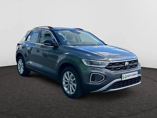 VOLKSWAGEN T-Roc (2023) — foto 15 van 17