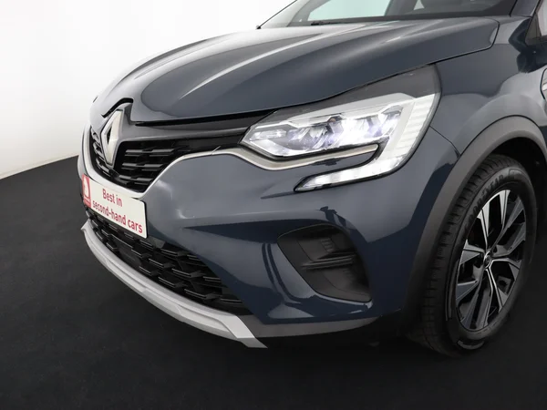RENAULT Captur (2021) — foto 20 van 27