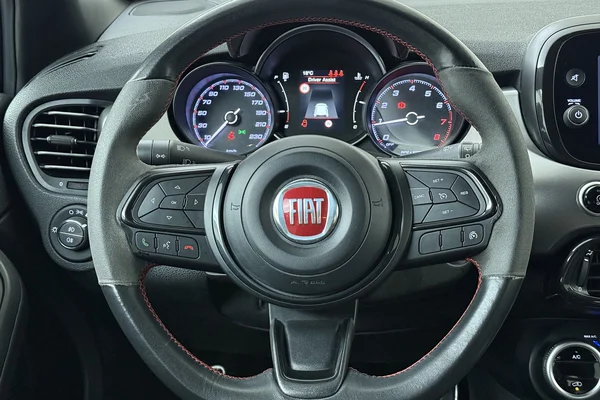 Fiat 500x (2020) — foto 2 van 26