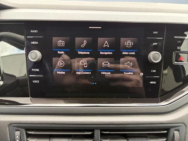 VOLKSWAGEN Taigo (2022) — foto 13 van 28