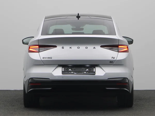 SKODA Enyaq Coupé (2024) — foto 18 van 21