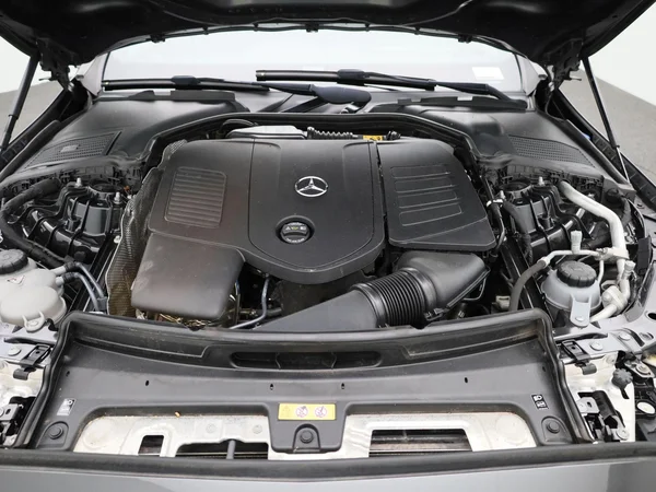 Mercedes-Benz C-Klasse (2023) — foto 39 van 60