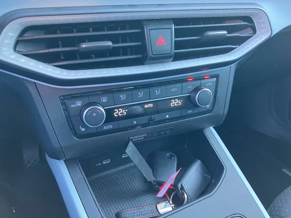 SEAT Arona (2025) — foto 2 van 24