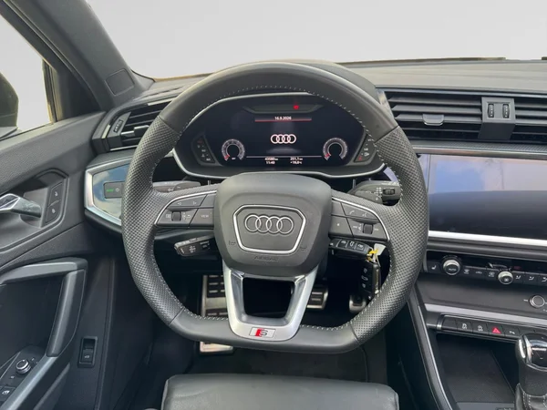 AUDI Q3 (2019) — foto 15 van 19