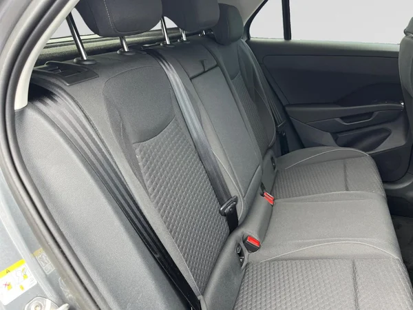 VOLKSWAGEN T-Roc (2025) — foto 13 van 21