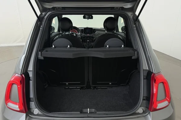 Fiat 500 (2023) — foto 11 van 15