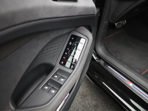 AUDI A6 Avant (2025) — foto 8 van 28