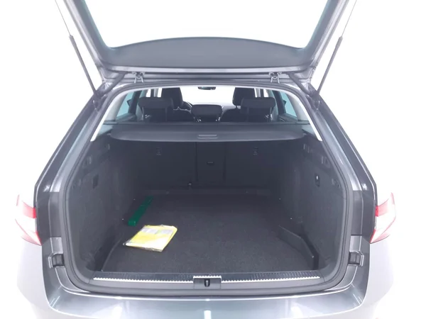 Skoda Superb SW (2022) — foto 7 van 24