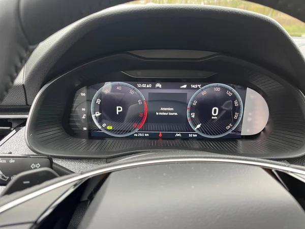 SKODA Kamiq (2025) — foto 5 van 23