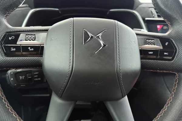 DS Ds 3 Crossback (2021) — foto 17 van 28