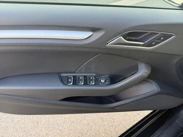 AUDI A3 Cabriolet (2015) — foto 10 van 21