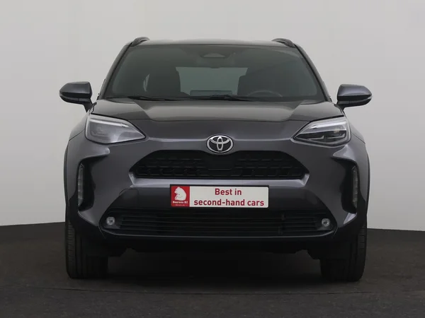 TOYOTA Yaris Cross (2024) — foto 25 van 27