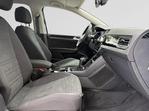 VOLKSWAGEN Touran (2025) — foto 8 van 24