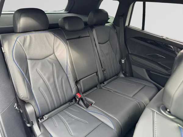 VOLKSWAGEN Tayron (2025) — foto 24 van 24