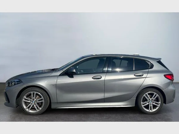 BMW 1 Hatch (2022) — foto 20 van 25