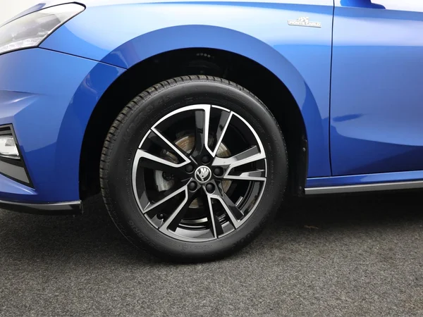 SKODA Fabia (2024) — foto 3 van 19