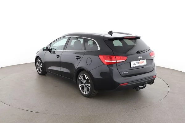 Kia cee'd (2017) — foto 10 van 16