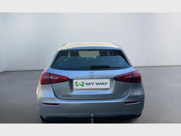 Mercedes-Benz A 180 (2019) — foto 20 van 23