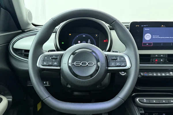 Fiat 600 (2025) — foto 2 van 22