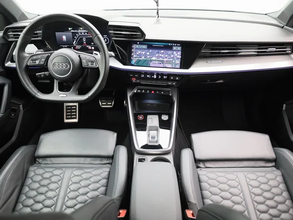 Audi RS3 (2024) — foto 3 van 65