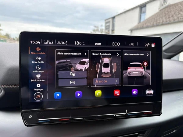 CUPRA Born (2023) — foto 10 van 18
