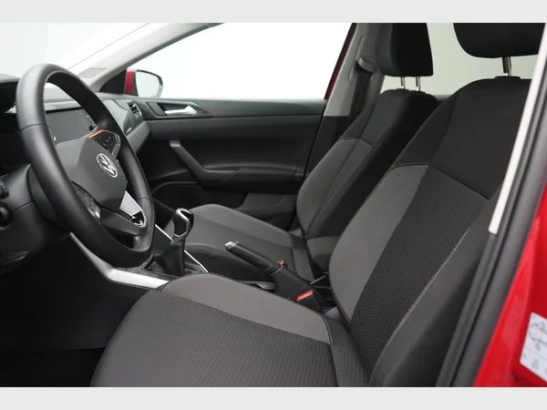 VOLKSWAGEN Polo (2024) — foto 9 van 25