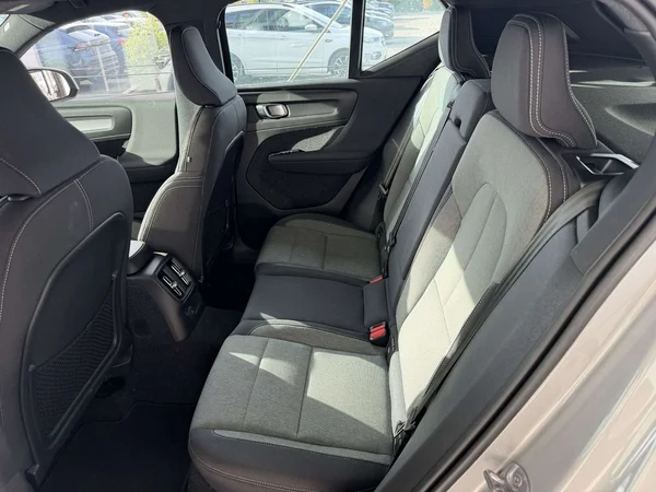 Volvo XC40 (2022) — foto 20 van 21