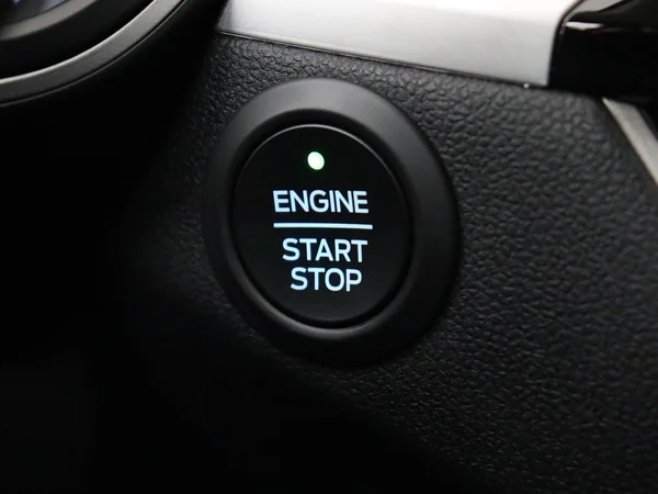 FORD Kuga (2024) — foto 16 van 28