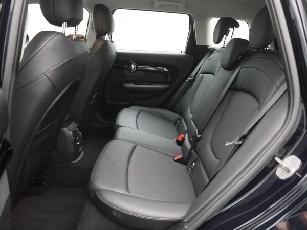 MINI Clubman (2023) — foto 5 van 32