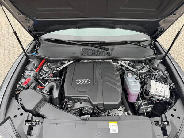 AUDI A6 Avant (2025) — foto 15 van 24