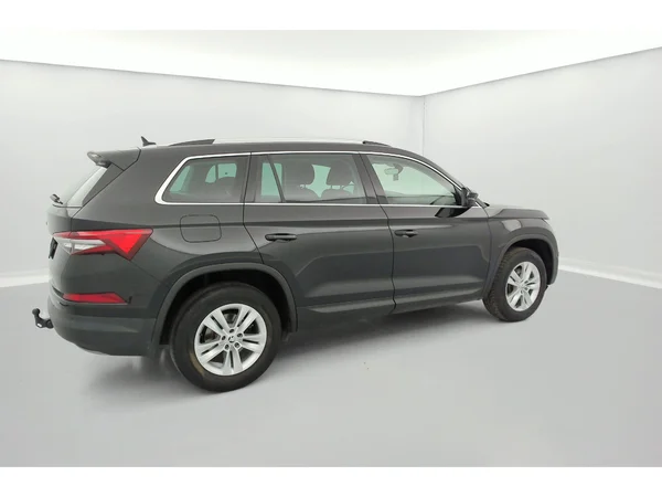 SKODA Kodiaq (2022) — foto 32 van 36