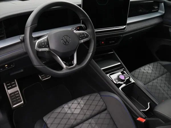 Volkswagen Tayron (2025) — foto 27 van 28
