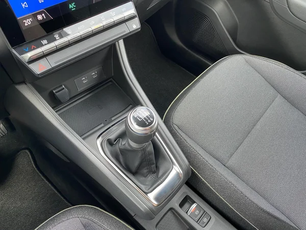Renault Captur (2026) — foto 2 van 20