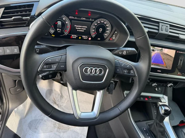 AUDI Q3 Sportback (2025) — foto 3 van 21