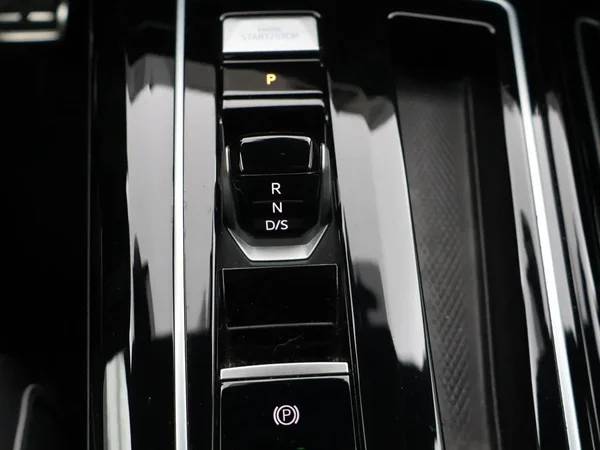 Volkswagen Golf (2024) — foto 17 van 31
