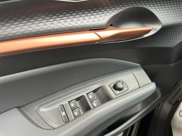 CUPRA Raval (2026) — foto 7 van 24