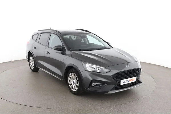 Ford Focus (2020) — foto 14 van 16