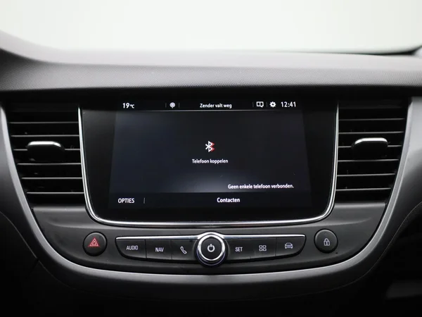 Opel Crossland (2021) — foto 15 van 36