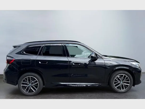 BMW X1 (2024) — foto 23 van 30
