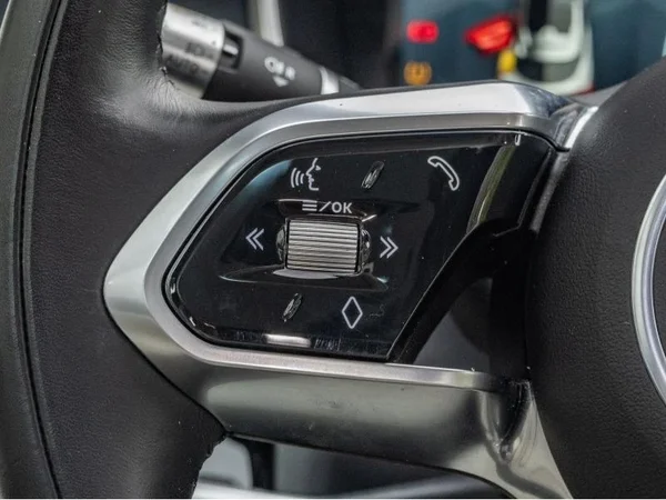 Jaguar I-PACE (2022) — foto 21 van 30