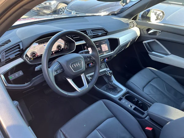 AUDI Q3 (2024) — foto 17 van 24