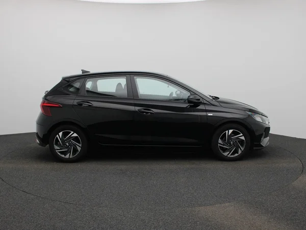 Hyundai i20 (2021) — foto 37 van 39