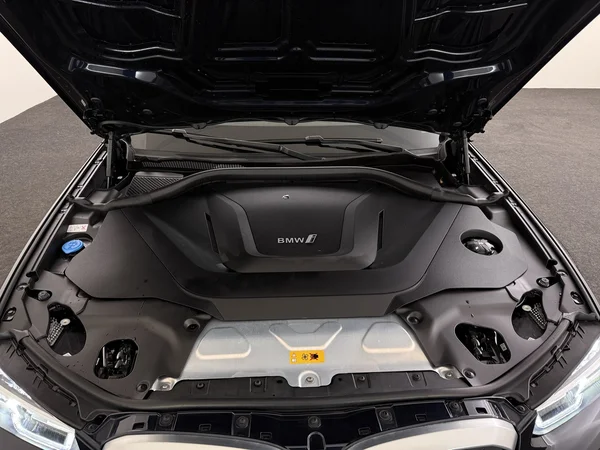 BMW iX3 (2022) — foto 6 van 36