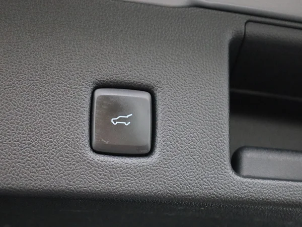 Ford Kuga (2023) — foto 7 van 42