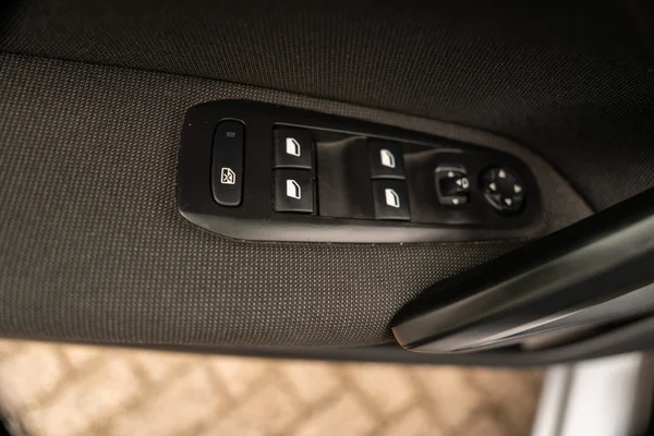 Peugeot 308 (2021) — foto 4 van 64