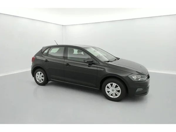 VOLKSWAGEN Polo (2019) — foto 28 van 36