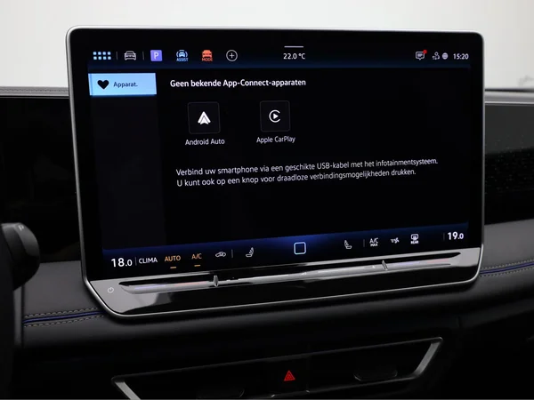 VOLKSWAGEN Tiguan (2024) — foto 9 van 24