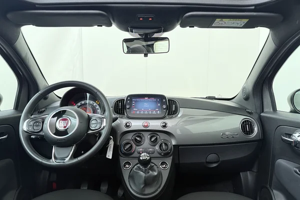 Fiat 500c (2024) — foto 20 van 20