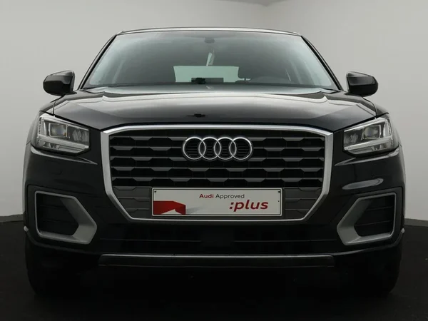 Audi Q2 (2020) — foto 2 van 25