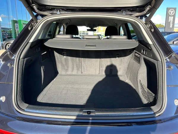 AUDI Q5 Dsl (2019) — foto 8 van 22